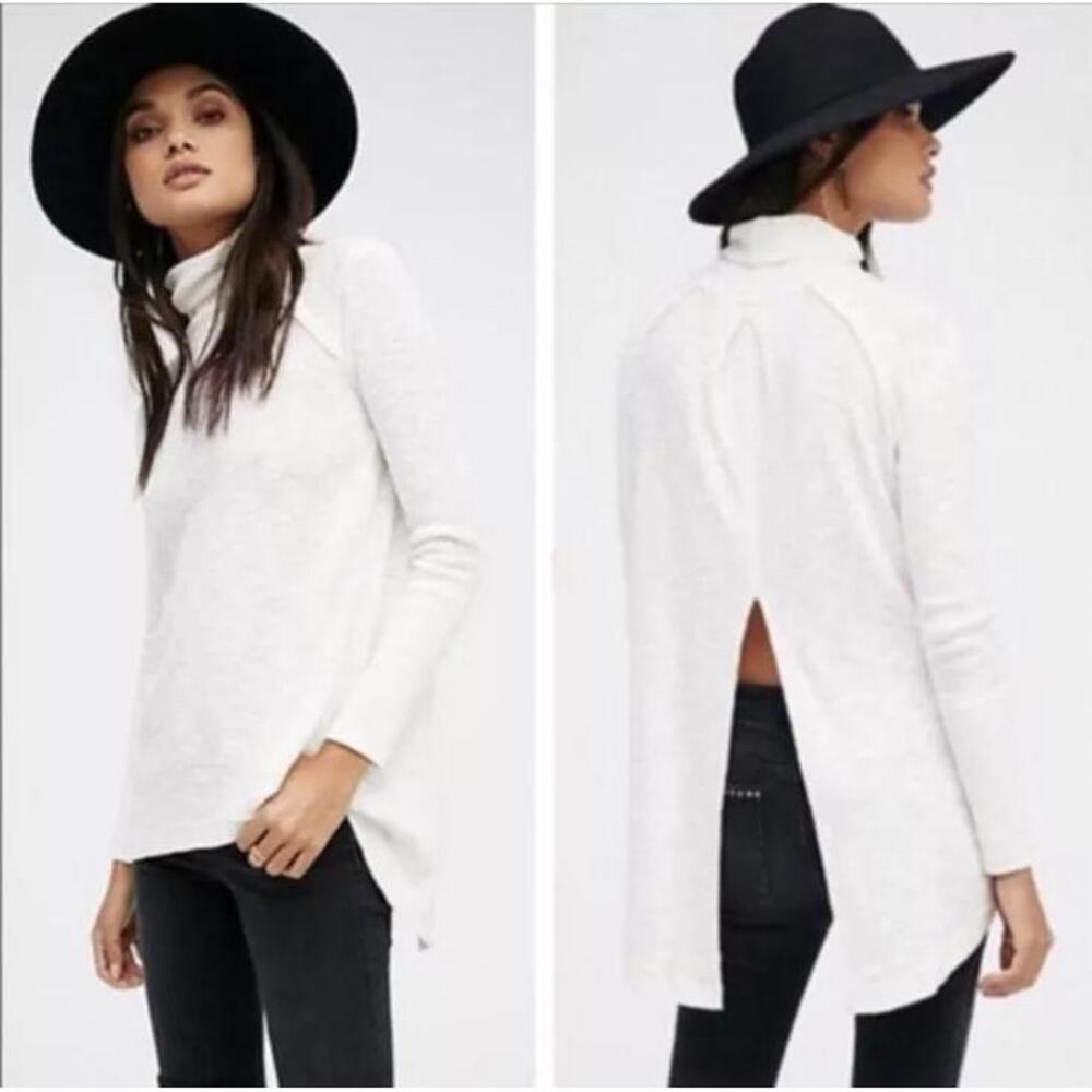 We The Free People Women’s Size XS White Cream Turtleneck Open Back Top Sweater